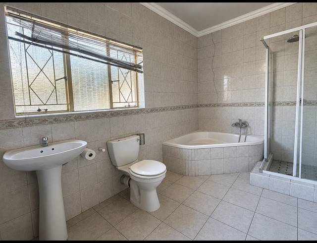 3 BEDROOM HOUSE FOR SALE IN ARCON PARK